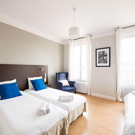 Hotel Atrium Lourdes Bagian luar foto
