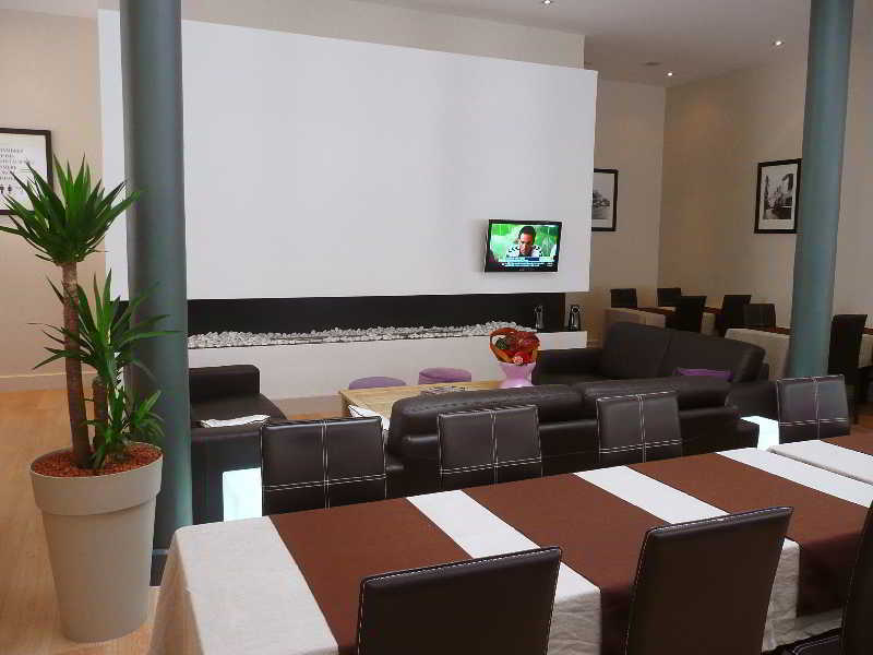 Hotel Atrium Lourdes Bagian luar foto