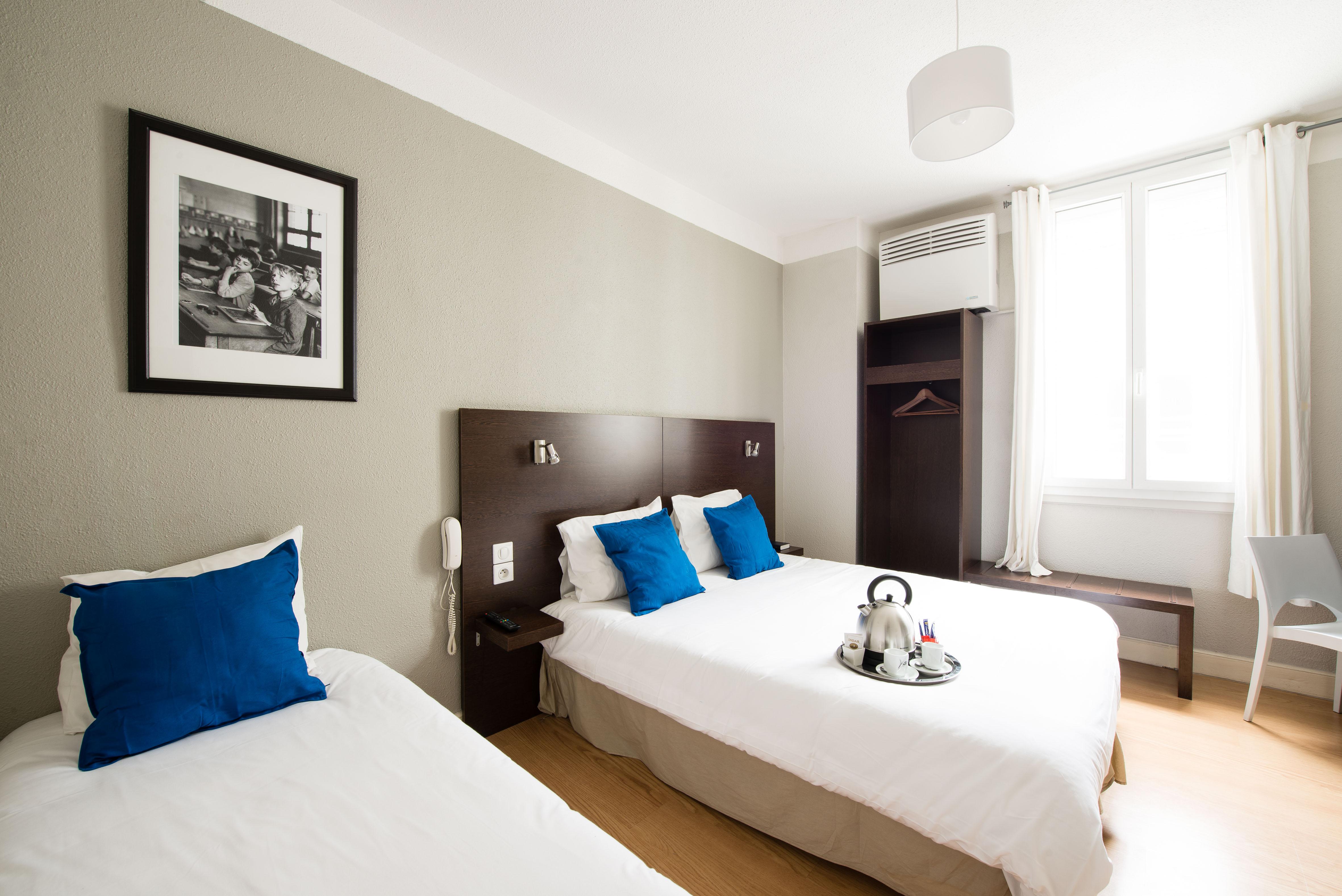 Hotel Atrium Lourdes Bagian luar foto