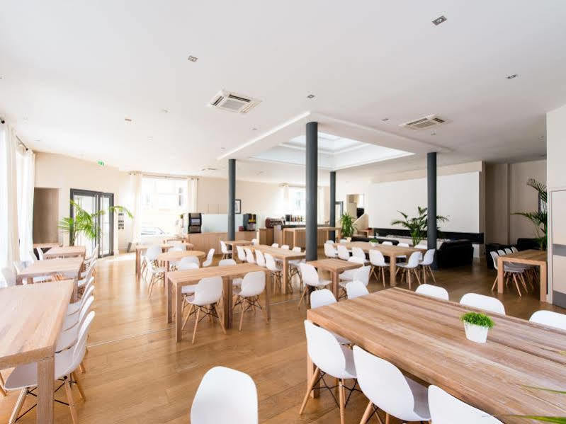 Hotel Atrium Lourdes Bagian luar foto